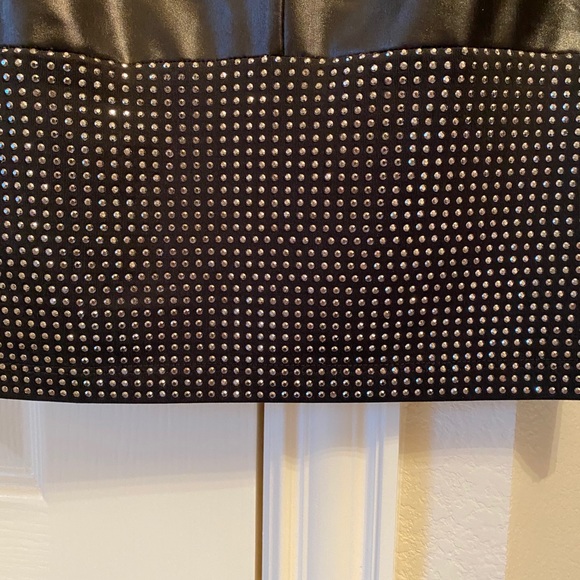 bebe! Mini dress 💄 - Picture 7 of 8